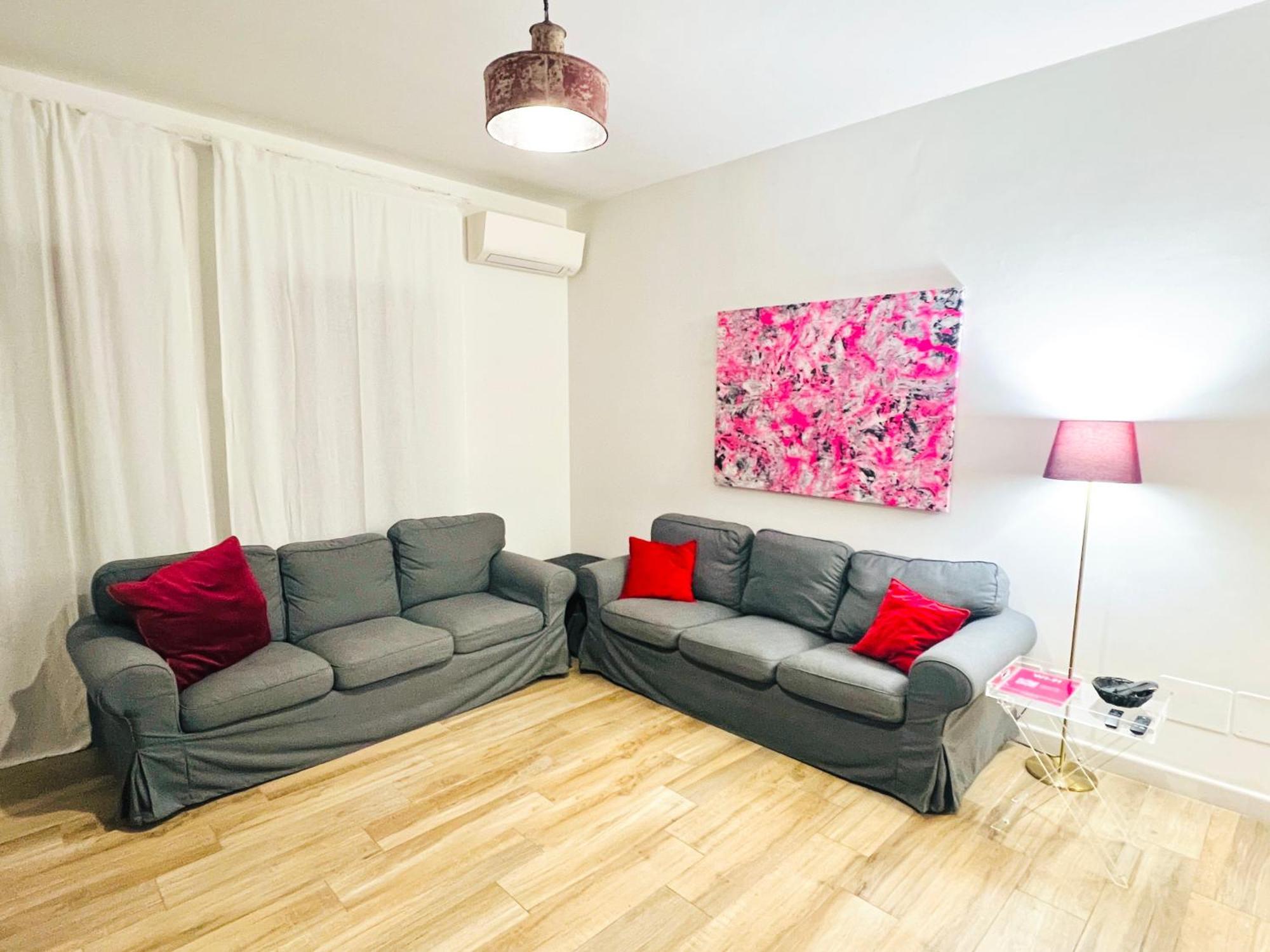 Bellhome 1 - Elegante Appartamento Nel Centro Di Μπάρι Εξωτερικό φωτογραφία
